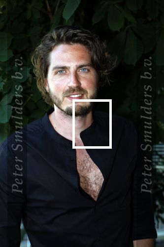 Wageningen 13 mei 2024
Presentatie musical 40-45 in hotel de Wereld met oa Soy Kroon Holly Brood Sjoerd Pleijsier Babette v Veen Kees Boot Frits Barend Dorian Bindels Gaia Aikman en Niniane Everaert.