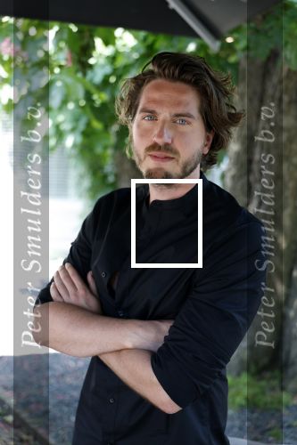 Wageningen 13 mei 2024
Presentatie musical 40-45 in hotel de Wereld met oa Soy Kroon Holly Brood Sjoerd Pleijsier Babette v Veen Kees Boot Frits Barend Dorian Bindels Gaia Aikman en Niniane Everaert.