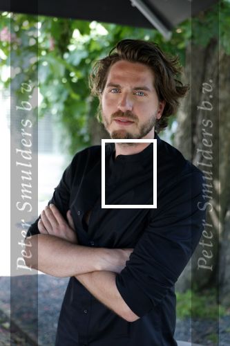 Wageningen 13 mei 2024
Presentatie musical 40-45 in hotel de Wereld met oa Soy Kroon Holly Brood Sjoerd Pleijsier Babette v Veen Kees Boot Frits Barend Dorian Bindels Gaia Aikman en Niniane Everaert.