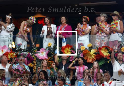 Amsterdam 25 mei 2024
Burgemeester Femke Halsema is aanwezig bij toppers in concert in de Johan Cruijff arena.