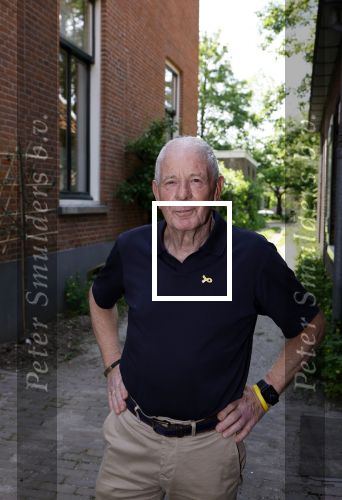 Wageningen 13 mei 2024
Presentatie musical 40-45 in hotel de Wereld met oa Soy Kroon Holly Brood Sjoerd Pleijsier Babette v Veen Kees Boot Frits Barend Dorian Bindels Gaia Aikman en Niniane Everaert.
