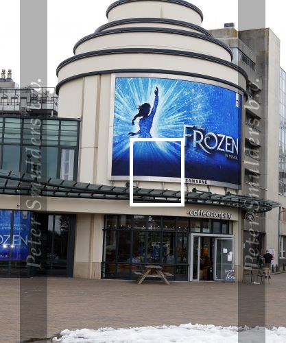 Scheveningen 21 mei 2024
Vajen v d Bosch en Nienke Latten bij presentatie cast Frozen in het circus theater.