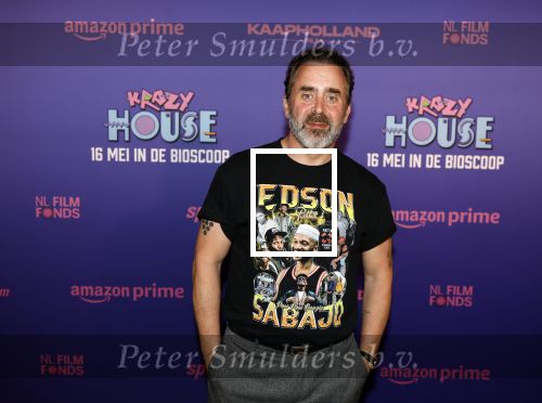 Amsterdam 13 mei 2024
Premiere Crazy House in Tuschinski. De cast met oa Alicia Silverstone Gaite Jansen Matti Stooker Chris Peters Victoria Koblenko Maarten Swart en Steffen Haars . Greg Shapiro presenteert de avond. Horace Cohen