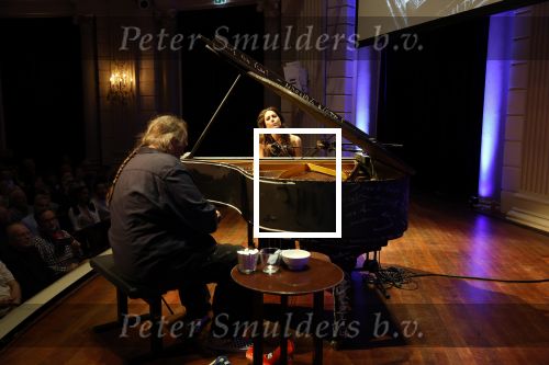Amsterdam 10 mei 2024
CD Presentatie Iris Hond in het concertgebouw. Iris met Henk Schiffmachefr en zijn vrouw Louise