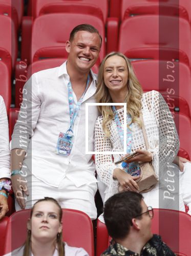 Amsterdam 25 mei 2024
Jacky Omtzigt met vriend bij toppers in Concert in de Amsterdam Johan Cruijff arena