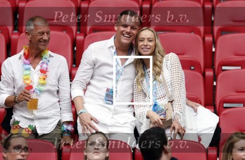 Amsterdam 25 mei 2024
Jacky Omtzigt met vriend bij toppers in Concert in de Amsterdam Johan Cruijff arena