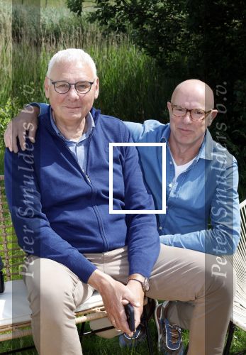 Vijfhuizen 23 mei 2024
Jan de Hoop en zijn partner Coen Lievaart worden door Vivian Slingerland geinterviewd op de libelle zomerweek.