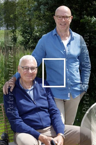Vijfhuizen 23 mei 2024
Jan de Hoop en zijn partner Coen Lievaart worden door Vivian Slingerland geinterviewd op de libelle zomerweek.