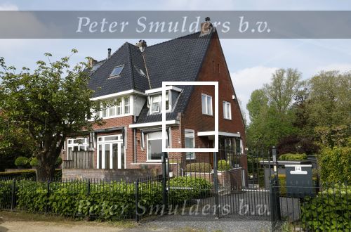 Amstelveen 10 mei 2024
Nieuwe huis Johnny heitinga aan de Amstel Humberto Tan is zijn buurman