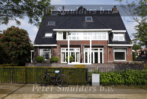 Amstelveen 10 mei 2024
Nieuwe huis Johnny heitinga aan de Amstel Humberto Tan is zijn buurman