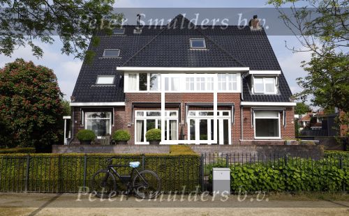 Amstelveen 10 mei 2024
Nieuwe huis Johnny heitinga aan de Amstel Humberto Tan is zijn buurman