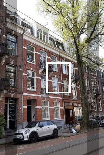 Amsterdam 10 mei 2024
Johnny de Mol heeft een nieuwe huis / appartement/penthouse gekocht in Amsterdam zuid.