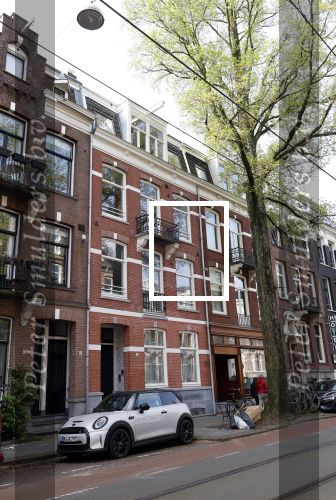 Amsterdam 10 mei 2024
Johnny de Mol heeft een nieuwe huis / appartement/penthouse gekocht in Amsterdam zuid.