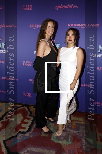 Amsterdam 13 mei 2024
Premiere Crazy House in Tuschinski. De cast met oa Alicia Silverstone Gaite Jansen Matti Stooker Chris Peters Victoria Koblenko Maarten Swart en Steffen Haars . Greg Shapiro presenteert de avond. Julia Sinning
