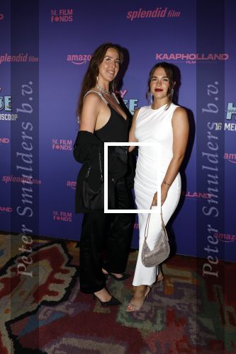 Amsterdam 13 mei 2024
Premiere Crazy House in Tuschinski. De cast met oa Alicia Silverstone Gaite Jansen Matti Stooker Chris Peters Victoria Koblenko Maarten Swart en Steffen Haars . Greg Shapiro presenteert de avond. Julia Sinning