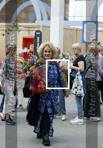 Vijfhuizen 23 mei 2024
Karin Bloemen bij Libelle zomerweek.