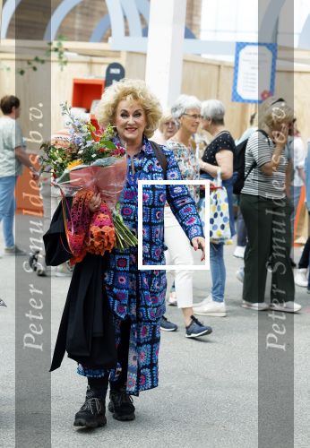 Vijfhuizen 23 mei 2024
Karin Bloemen bij Libelle zomerweek.