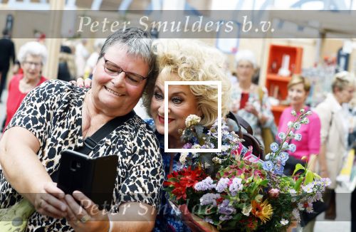 Vijfhuizen 23 mei 2024
Karin Bloemen bij Libelle zomerweek.