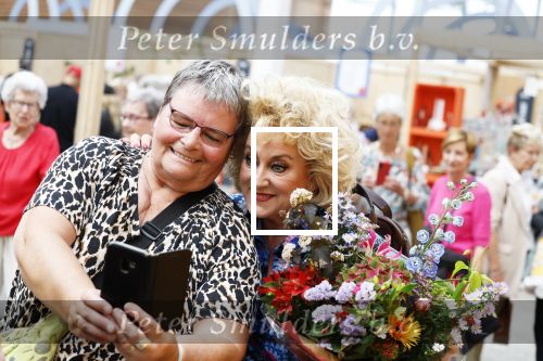 Vijfhuizen 23 mei 2024
Karin Bloemen bij Libelle zomerweek.