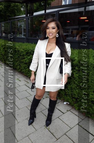 Amsterdam 22 mei 2024
Presentatie Dag Een Fitfoodgids bij Ron\'s Gastrobar. Kimmylien Nguyen