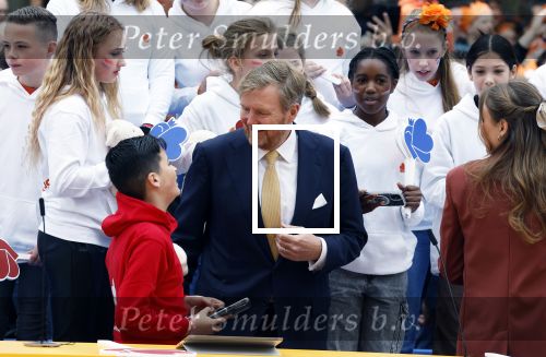 Emmen 27 april 2024
Koningsdag in Emmen met de koninklijke familie . Aanwezig bKoning Willem Alexander Koningin Maxima Prinses Amalia Prinses Alexia Prinses Ariane Prins Constantijn Prinses laurentien Prins Bernhard Prinses Annette Prins Maurits Prinses Marilene Prins Pieter Christiaan Prinses Anita Prins Floris en Prinses Aimee.
