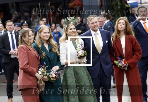 Emmen 27 april 2024
Koningsdag in Emmen met de koninklijke familie . Aanwezig bKoning Willem Alexander Koningin Maxima Prinses Amalia Prinses Alexia Prinses Ariane Prins Constantijn Prinses laurentien Prins Bernhard Prinses Annette Prins Maurits Prinses Marilene Prins Pieter Christiaan Prinses Anita Prins Floris en Prinses Aimee.
