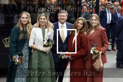 Emmen 27 april 2024
Koningsdag in Emmen met de koninklijke familie . Aanwezig bKoning Willem Alexander Koningin Maxima Prinses Amalia Prinses Alexia Prinses Ariane Prins Constantijn Prinses laurentien Prins Bernhard Prinses Annette Prins Maurits Prinses Marilene Prins Pieter Christiaan Prinses Anita Prins Floris en Prinses Aimee.