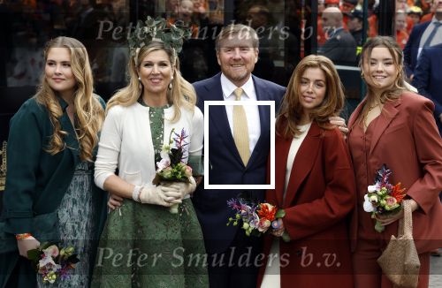 Emmen 27 april 2024
Koningsdag in Emmen met de koninklijke familie . Aanwezig bKoning Willem Alexander Koningin Maxima Prinses Amalia Prinses Alexia Prinses Ariane Prins Constantijn Prinses laurentien Prins Bernhard Prinses Annette Prins Maurits Prinses Marilene Prins Pieter Christiaan Prinses Anita Prins Floris en Prinses Aimee.