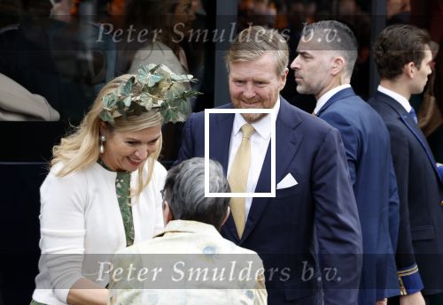 Emmen 27 april 2024
Koningsdag in Emmen met de koninklijke familie . Aanwezig bKoning Willem Alexander Koningin Maxima Prinses Amalia Prinses Alexia Prinses Ariane Prins Constantijn Prinses laurentien Prins Bernhard Prinses Annette Prins Maurits Prinses Marilene Prins Pieter Christiaan Prinses Anita Prins Floris en Prinses Aimee.