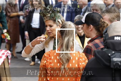 Emmen 27 april 2024
Koningsdag in Emmen met de koninklijke familie . Aanwezig bKoning Willem Alexander Koningin Maxima Prinses Amalia Prinses Alexia Prinses Ariane Prins Constantijn Prinses laurentien Prins Bernhard Prinses Annette Prins Maurits Prinses Marilene Prins Pieter Christiaan Prinses Anita Prins Floris en Prinses Aimee.