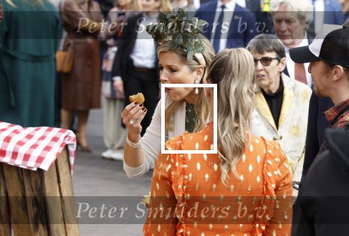 Emmen 27 april 2024
Koningsdag in Emmen met de koninklijke familie . Aanwezig bKoning Willem Alexander Koningin Maxima Prinses Amalia Prinses Alexia Prinses Ariane Prins Constantijn Prinses laurentien Prins Bernhard Prinses Annette Prins Maurits Prinses Marilene Prins Pieter Christiaan Prinses Anita Prins Floris en Prinses Aimee.