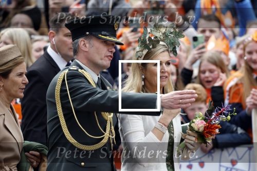 Emmen 27 april 2024
Koningsdag in Emmen met de koninklijke familie . Aanwezig bKoning Willem Alexander Koningin Maxima Prinses Amalia Prinses Alexia Prinses Ariane Prins Constantijn Prinses laurentien Prins Bernhard Prinses Annette Prins Maurits Prinses Marilene Prins Pieter Christiaan Prinses Anita Prins Floris en Prinses Aimee.