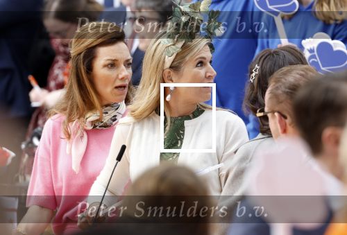 Emmen 27 april 2024
Koningsdag in Emmen met de koninklijke familie . Aanwezig bKoning Willem Alexander Koningin Maxima Prinses Amalia Prinses Alexia Prinses Ariane Prins Constantijn Prinses laurentien Prins Bernhard Prinses Annette Prins Maurits Prinses Marilene Prins Pieter Christiaan Prinses Anita Prins Floris en Prinses Aimee.