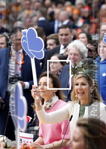Emmen 27 april 2024
Koningsdag in Emmen met de koninklijke familie . Aanwezig bKoning Willem Alexander Koningin Maxima Prinses Amalia Prinses Alexia Prinses Ariane Prins Constantijn Prinses laurentien Prins Bernhard Prinses Annette Prins Maurits Prinses Marilene Prins Pieter Christiaan Prinses Anita Prins Floris en Prinses Aimee.