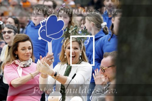 Emmen 27 april 2024
Koningsdag in Emmen met de koninklijke familie . Aanwezig bKoning Willem Alexander Koningin Maxima Prinses Amalia Prinses Alexia Prinses Ariane Prins Constantijn Prinses laurentien Prins Bernhard Prinses Annette Prins Maurits Prinses Marilene Prins Pieter Christiaan Prinses Anita Prins Floris en Prinses Aimee.