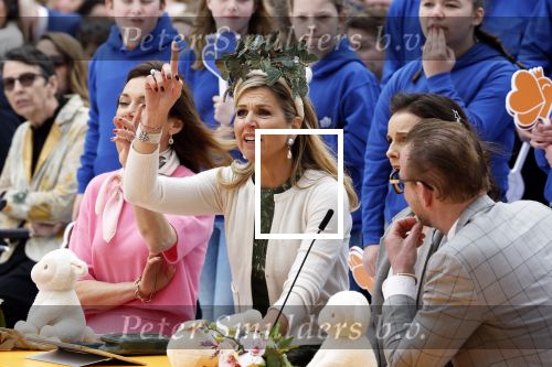 Emmen 27 april 2024
Koningsdag in Emmen met de koninklijke familie . Aanwezig bKoning Willem Alexander Koningin Maxima Prinses Amalia Prinses Alexia Prinses Ariane Prins Constantijn Prinses laurentien Prins Bernhard Prinses Annette Prins Maurits Prinses Marilene Prins Pieter Christiaan Prinses Anita Prins Floris en Prinses Aimee.