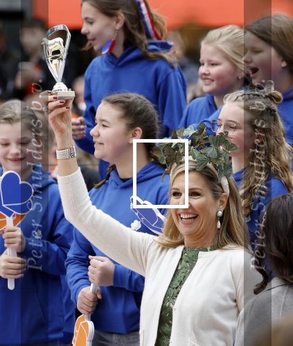 Emmen 27 april 2024
Koningsdag in Emmen met de koninklijke familie . Aanwezig bKoning Willem Alexander Koningin Maxima Prinses Amalia Prinses Alexia Prinses Ariane Prins Constantijn Prinses laurentien Prins Bernhard Prinses Annette Prins Maurits Prinses Marilene Prins Pieter Christiaan Prinses Anita Prins Floris en Prinses Aimee.