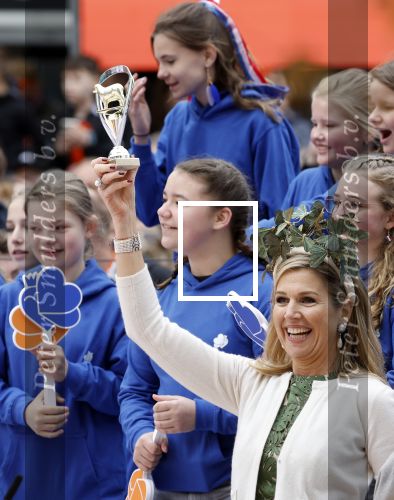 Emmen 27 april 2024
Koningsdag in Emmen met de koninklijke familie . Aanwezig bKoning Willem Alexander Koningin Maxima Prinses Amalia Prinses Alexia Prinses Ariane Prins Constantijn Prinses laurentien Prins Bernhard Prinses Annette Prins Maurits Prinses Marilene Prins Pieter Christiaan Prinses Anita Prins Floris en Prinses Aimee.