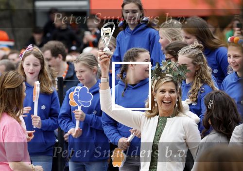 Emmen 27 april 2024
Koningsdag in Emmen met de koninklijke familie . Aanwezig bKoning Willem Alexander Koningin Maxima Prinses Amalia Prinses Alexia Prinses Ariane Prins Constantijn Prinses laurentien Prins Bernhard Prinses Annette Prins Maurits Prinses Marilene Prins Pieter Christiaan Prinses Anita Prins Floris en Prinses Aimee.