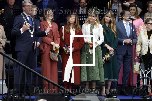 Emmen 27 april 2024
Koningsdag in Emmen met de koninklijke familie . Aanwezig bKoning Willem Alexander Koningin Maxima Prinses Amalia Prinses Alexia Prinses Ariane Prins Constantijn Prinses laurentien Prins Bernhard Prinses Annette Prins Maurits Prinses Marilene Prins Pieter Christiaan Prinses Anita Prins Floris en Prinses Aimee.