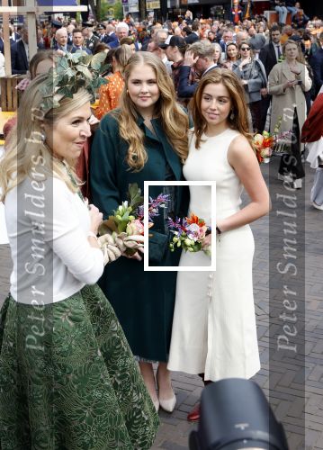 Emmen 27 april 2024
Koningsdag in Emmen met de koninklijke familie . Aanwezig bKoning Willem Alexander Koningin Maxima Prinses Amalia Prinses Alexia Prinses Ariane Prins Constantijn Prinses laurentien Prins Bernhard Prinses Annette Prins Maurits Prinses Marilene Prins Pieter Christiaan Prinses Anita Prins Floris en Prinses Aimee.