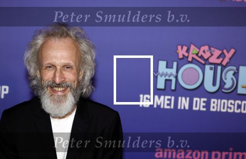 Amsterdam 13 mei 2024
Premiere Crazy House in Tuschinski. De cast met oa Alicia Silverstone Gaite Jansen Matti Stooker Chris Peters Victoria Koblenko Maarten Swart en Steffen Haars . Greg Shapiro presenteert de avond.