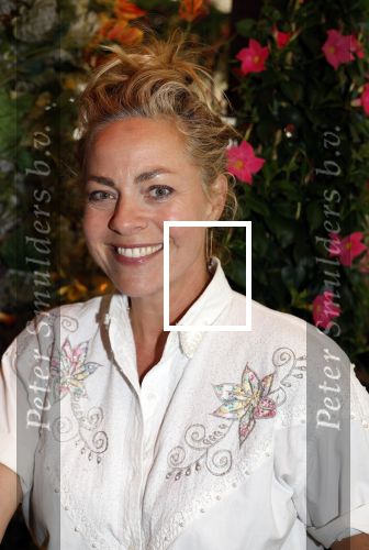 Amsterdam 22 mei 2024
Presentatie Dag Een Fitfoodgids bij Ron\'s Gastrobar. Maaike Martens
