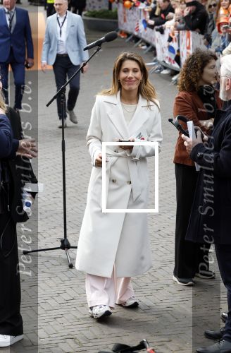 Emmen 27 april 2024
Koningsdag in Emmen met de koninklijke familie . Aanwezig bKoning Willem Alexander Koningin Maxima Prinses Amalia Prinses Alexia Prinses Ariane Prins Constantijn Prinses laurentien Prins Bernhard Prinses Annette Prins Maurits Prinses Marilene Prins Pieter Christiaan Prinses Anita Prins Floris en Prinses Aimee. Malou Petter
