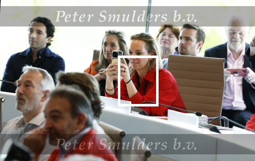 Ede, 26 April 2024
Koninklijke onderscheidingen voor
Marcel Boekhoorn en Rebecca Cabau v Kasbergen
Burgemeester Rene Verhulst