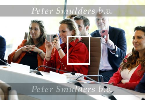 Ede, 26 April 2024
Koninklijke onderscheidingen voor
Marcel Boekhoorn en Rebecca Cabau v Kasbergen
Burgemeester Rene Verhulst
