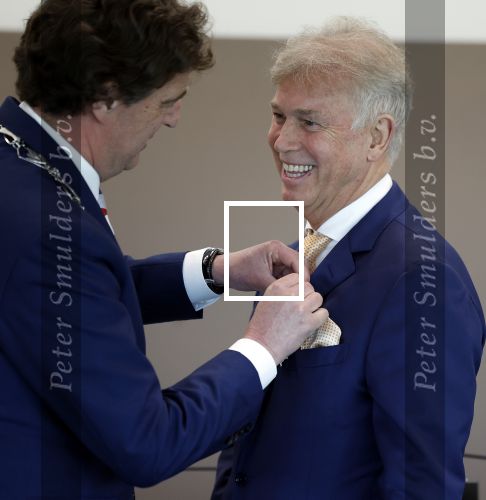Ede, 26 April 2024
Koninklijke onderscheidingen voor
Marcel Boekhoorn enMarlies Boekhoorn
Burgemeester Rene Verhulst