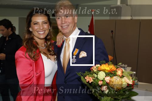 Ede, 26 April 2024
Koninklijke onderscheidingen voor
Marcel Boekhoorn en Rebecca Cabau v Kasbergen
Burgemeester Rene Verhulst