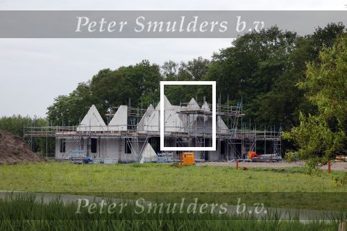 Noordwijkerhout 16 mei 2024
Martien Meiland en Erica Meiland laten een nieuwe villa bouwen op een landgoed in Noordwijkerhout.