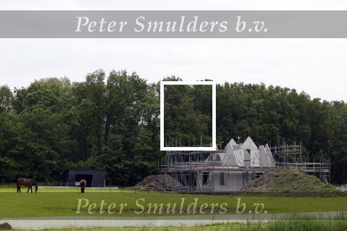 Noordwijkerhout 16 mei 2024
Martien Meiland en Erica Meiland laten een nieuwe villa bouwen op een landgoed in Noordwijkerhout.